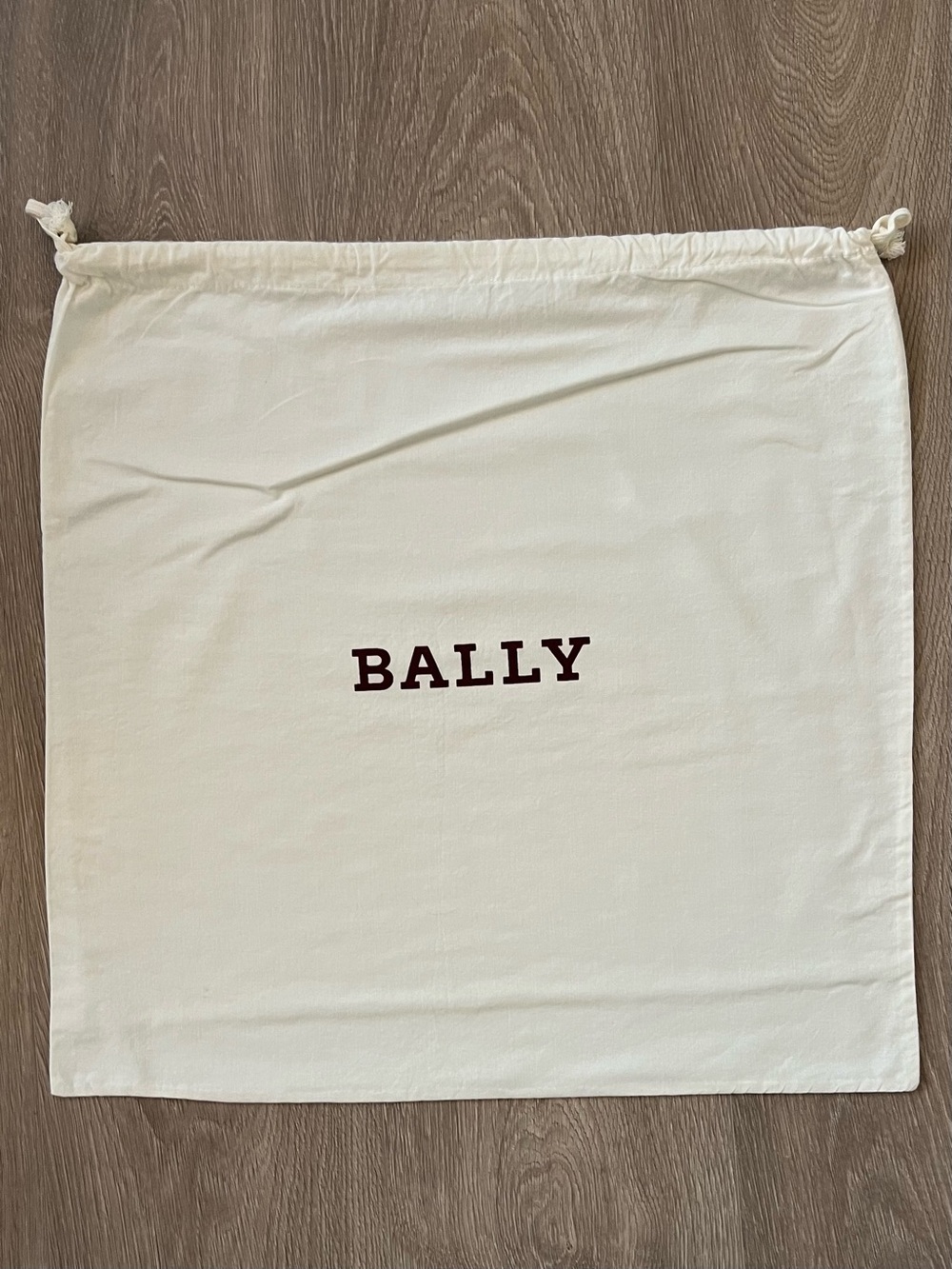Bally dust bag (C272)
